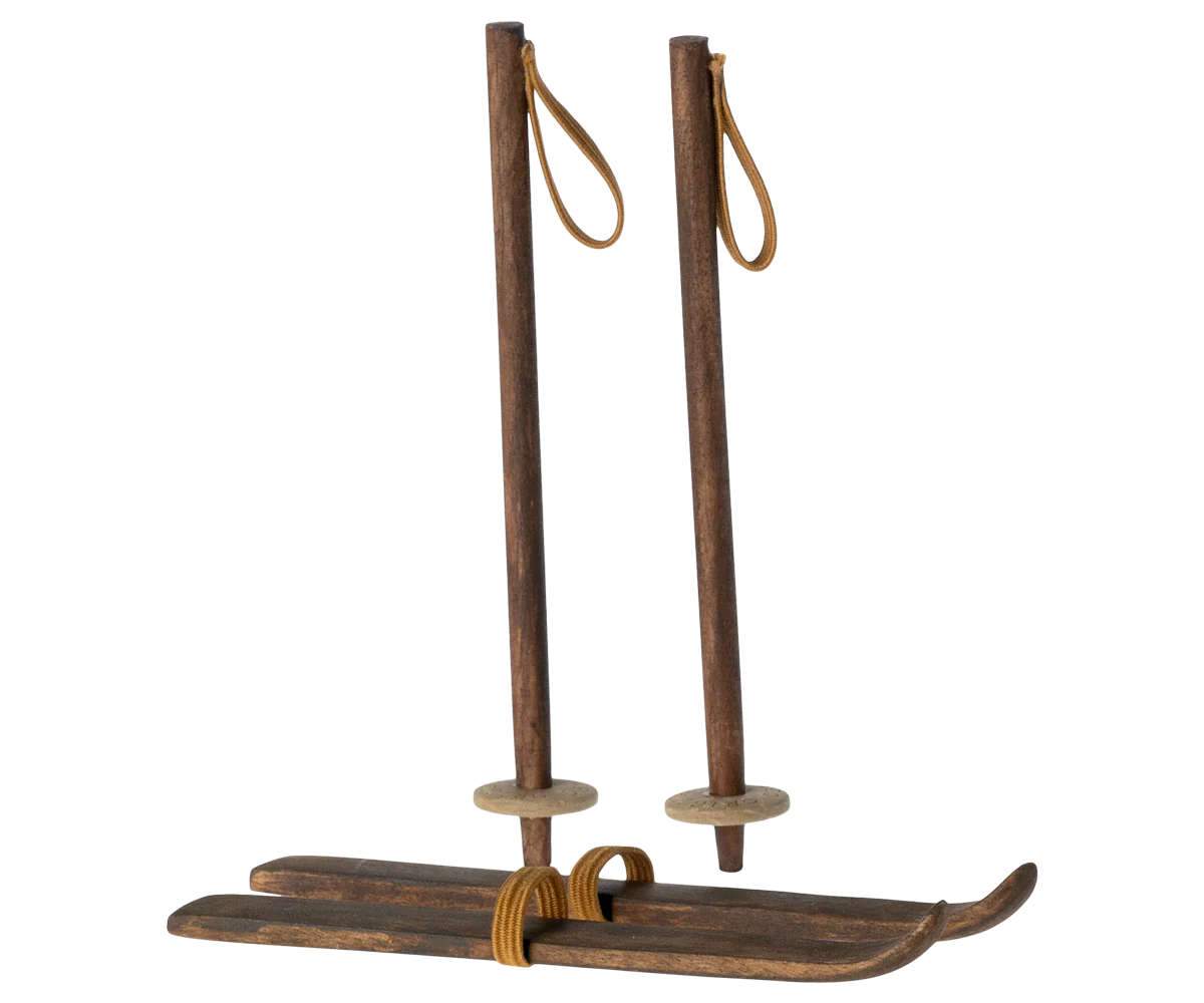 Skis pequenos