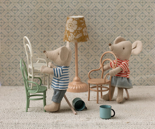 Cadeira vintage – Rosa escuro