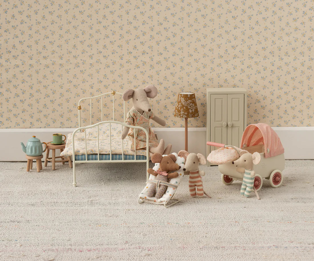 Babysitter, My - Bolinhas