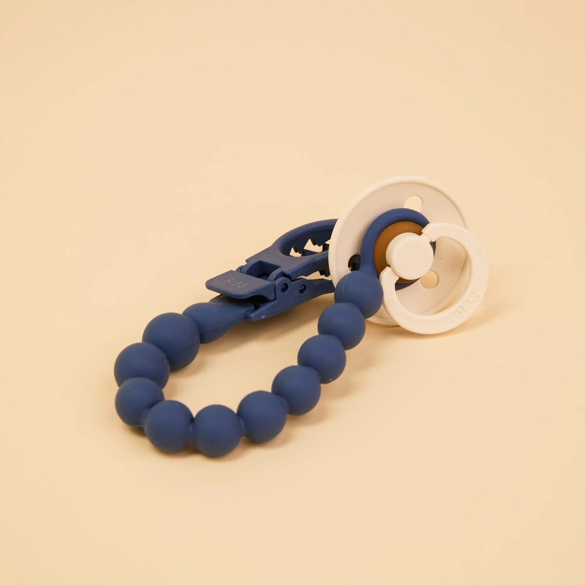 Prende chuchas beads steel blue