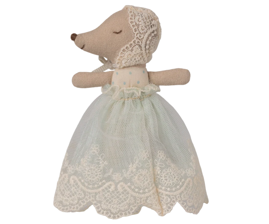Ratinha bebé com roupa de festa – Menta