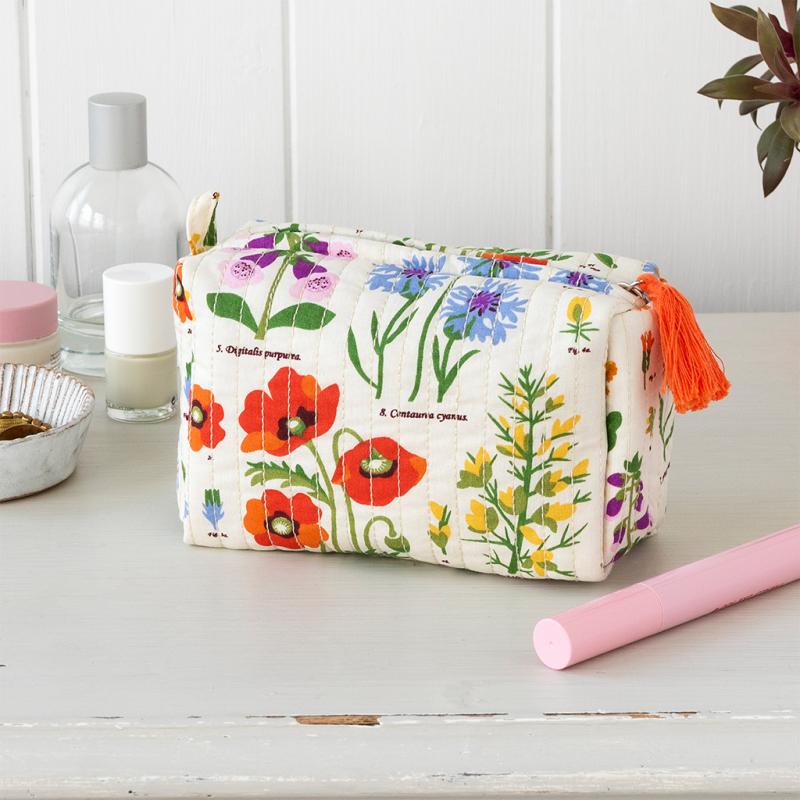 Necessaire pequeno acolchoado wild flowers