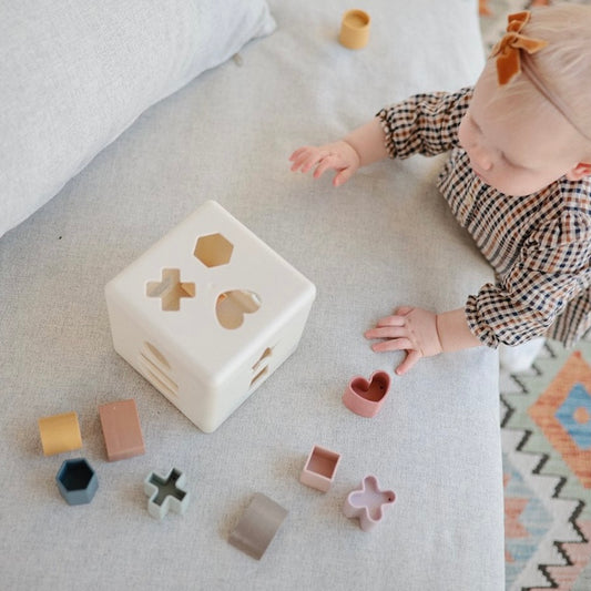 Cubo formas geométricas de encaixe