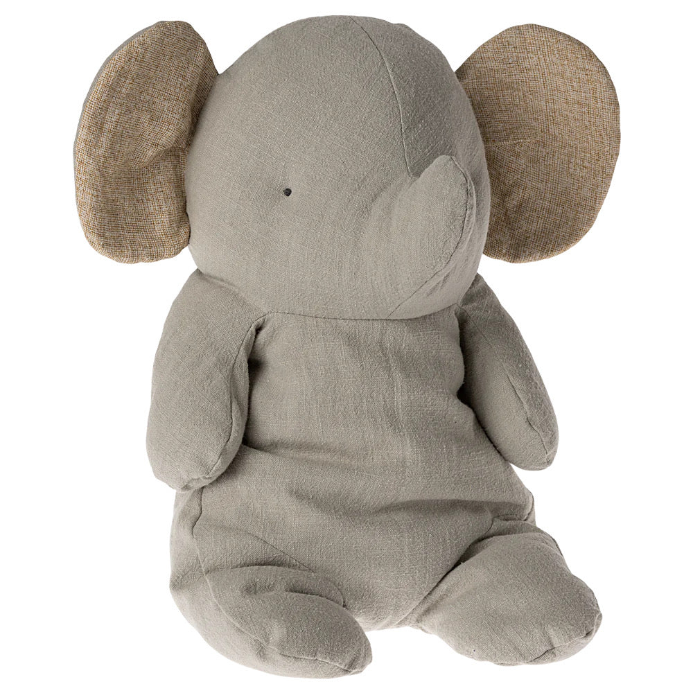 Elefante grande cinzento
