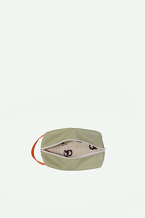 Necessaire metade coral/verde seco