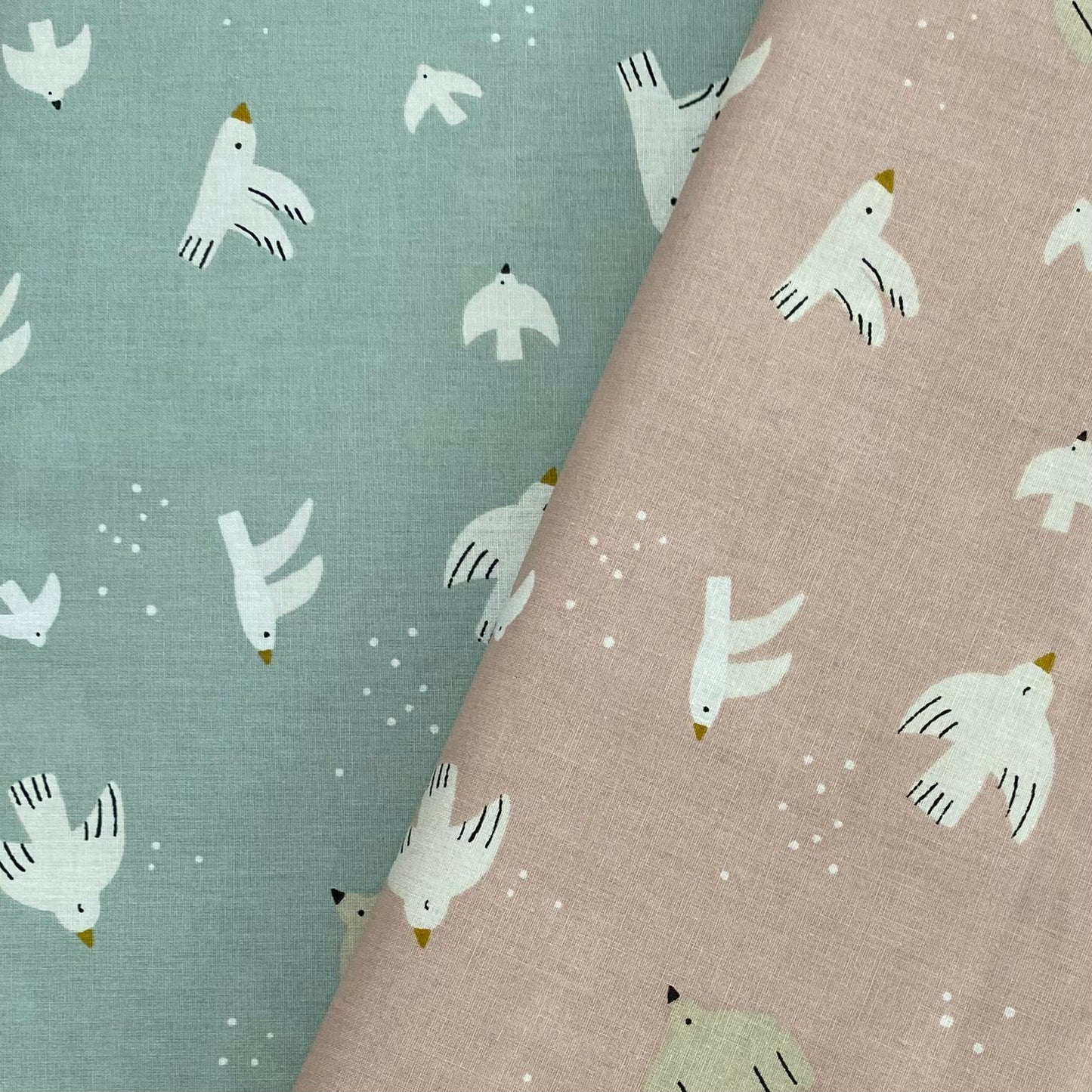 Tecido OS andorinhas