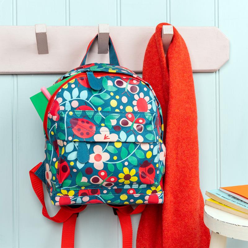 Mini mochila joaninha