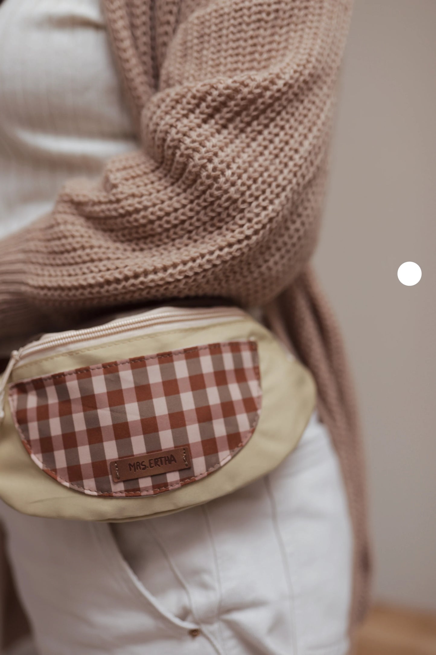 Bolsinha cintura squares