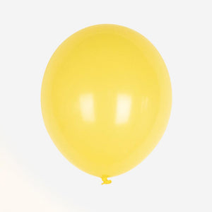 Balões de látex amarelo