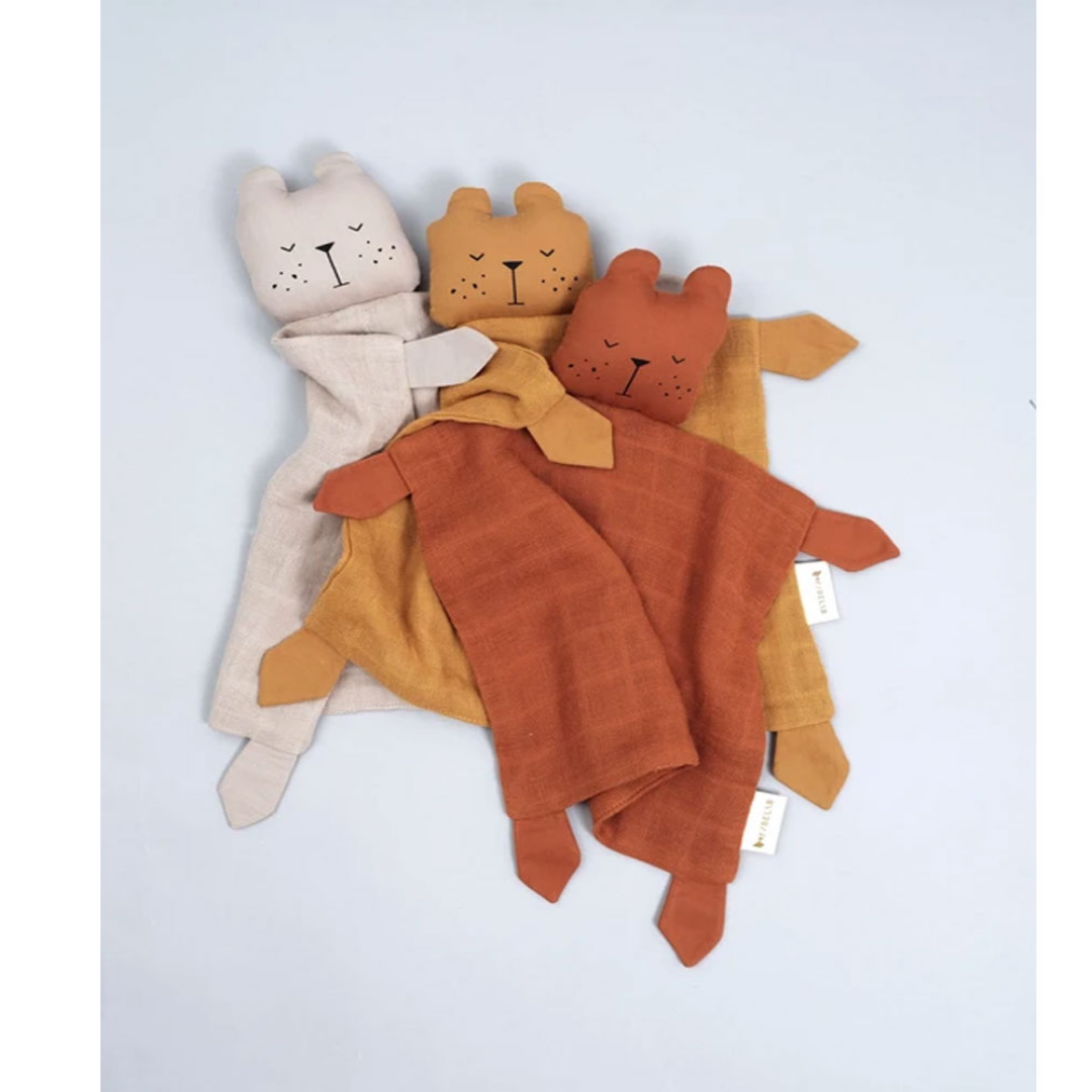 Doudou urso cinnamon