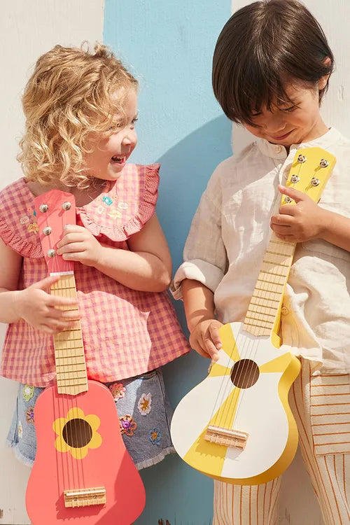Guitarra riscas amarelo e branco