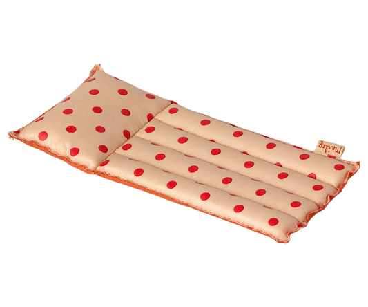 Colchão de praia, pintas encarnadas