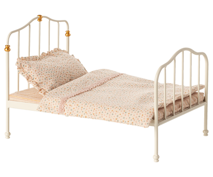 Cama vintage branco