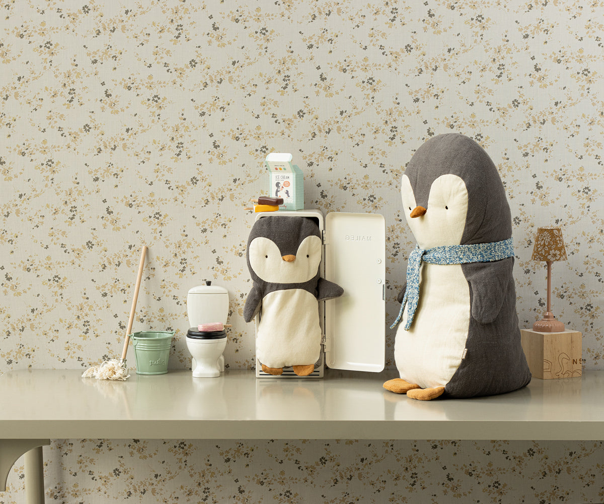 Pinguim, Pequeno