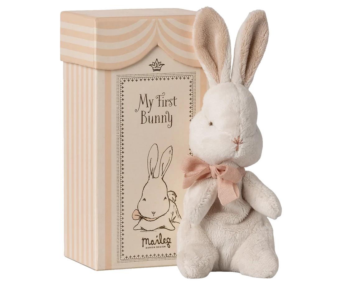 My first bunny - Powder