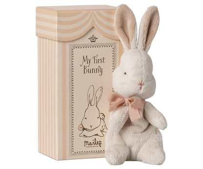 My first bunny - Powder