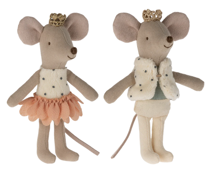 Ratinhos gémeos royal family na caixa