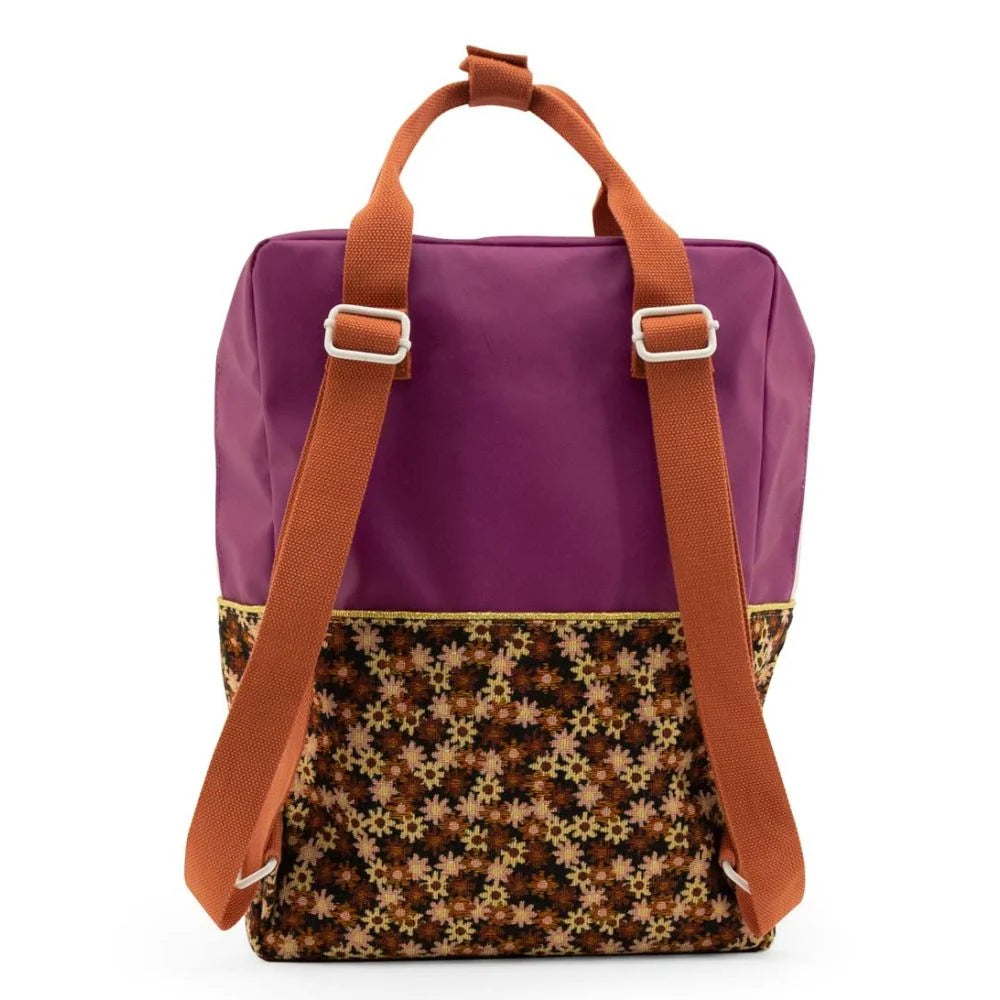 Mochila grande florzinhas roxo