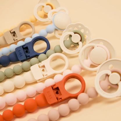 Prende chuchas beads sage