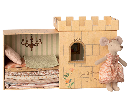 A Princesa e a Ervilha, Ratinha Irmã mais velha