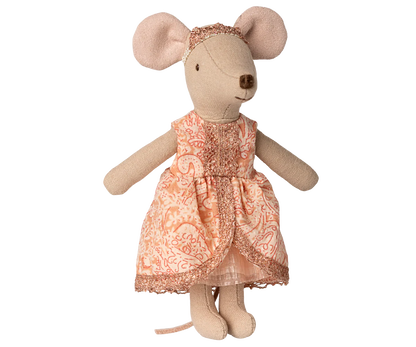 A Princesa e a Ervilha, Ratinha Irmã mais velha
