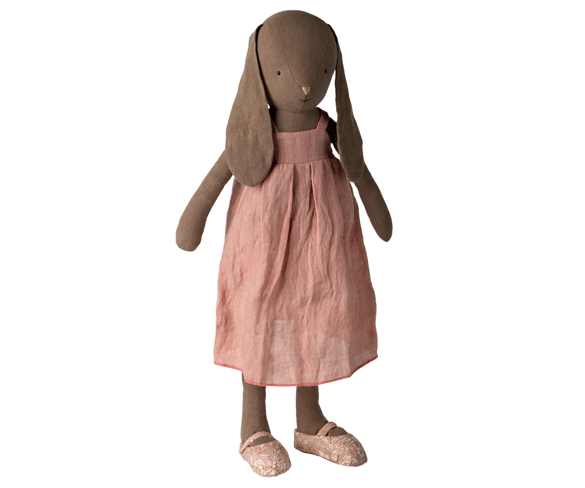 Coelho, Tamanho 4 – Castanho – Vestido e sapatos