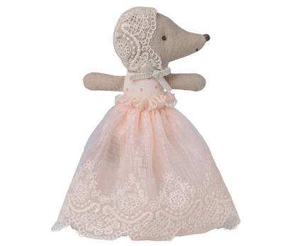 Ratinha bebé com roupa de festa – Rosa pastel