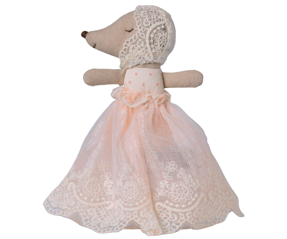 Ratinha bebé com roupa de festa – Rosa pastel