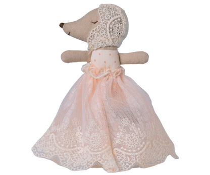 Ratinha bebé com roupa de festa – Rosa pastel
