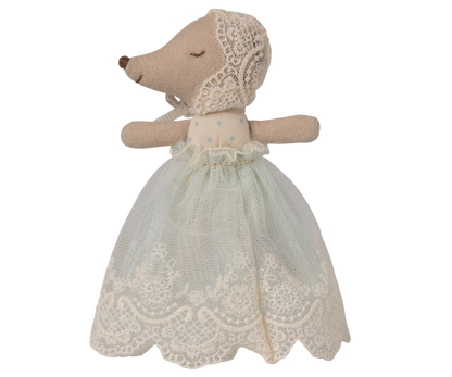 Ratinha bebé com roupa de festa – Menta