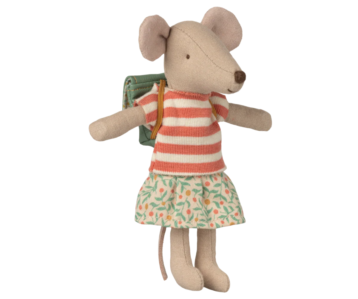 Ratinha no triciclo, Ratinha Irmã mais velha – Verde