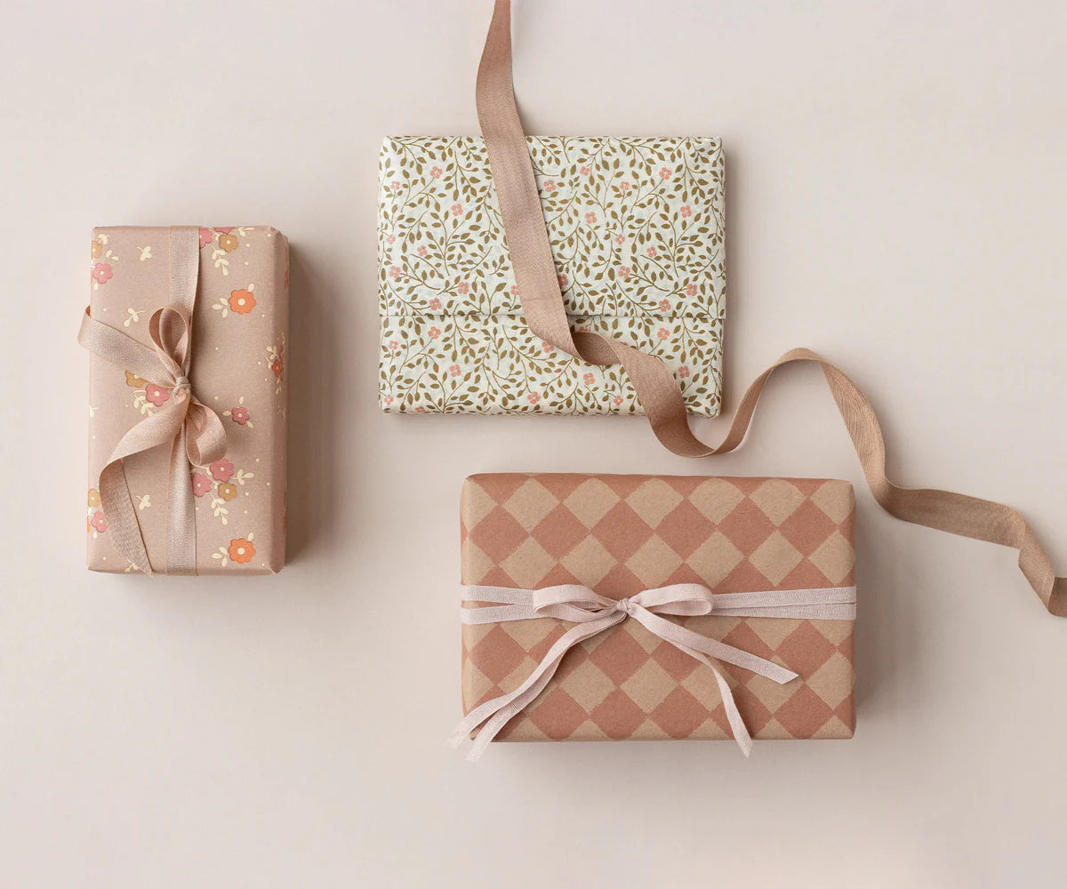 Papel de embrulho, 10 m – Xadrez Rosa pastel/Rosa vintage