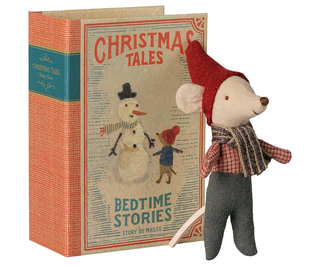 Rato de natal - Bebé no livro