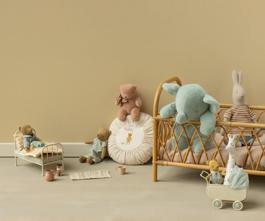 Elefante de peluche, médio - Menta
