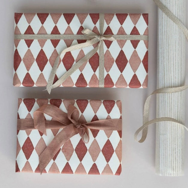Papel de embrulho harlequin red