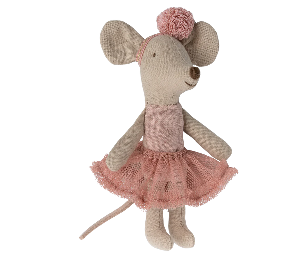 Ratinho bailarina, little sister