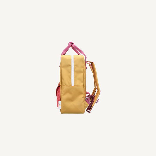 Mochila média amarela envelope laranja