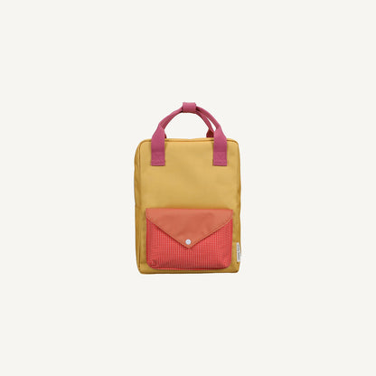 Mochila média amarela envelope laranja