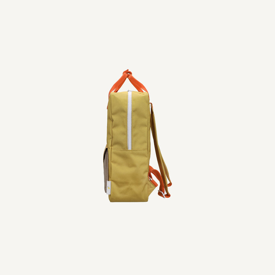 Mochila grande amarela envelope castanho quadradinhos