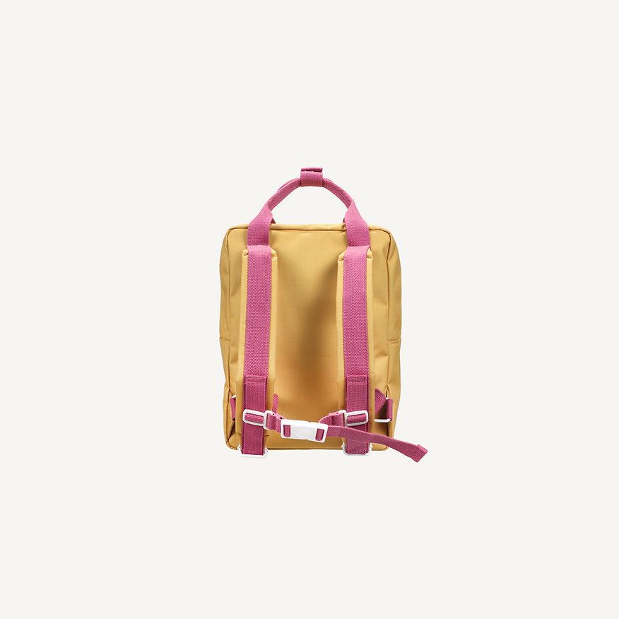 Mochila média amarela envelope laranja