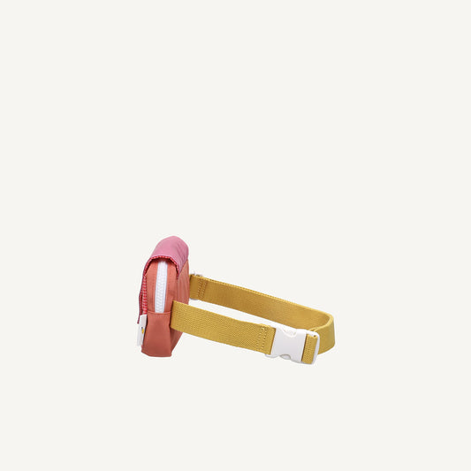 Bolsa de cintura pequena envelope rosa quadradinhos