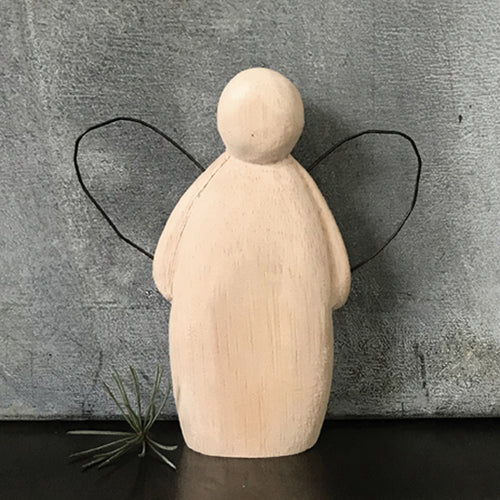Anjo de madeira - grande natural