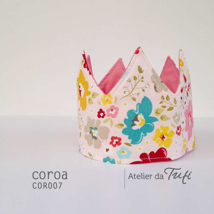 Coroa flores coloridas