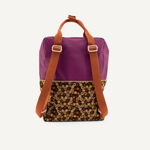 Carregar imagem no visualizador da galeria, Mochila grande florzinhas roxo
