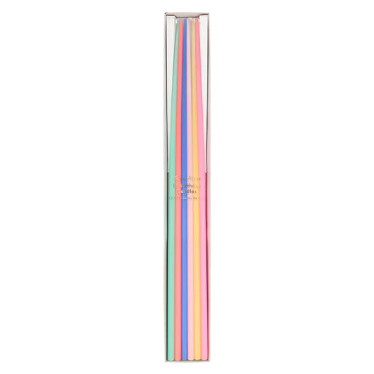 Velas altas pastel